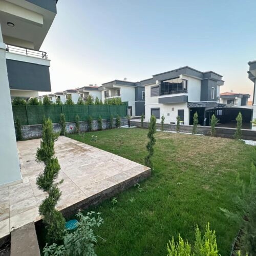 WhatsApp Image 2025-06-25 at 21.45.33 WhatsApp Image 2025-06-25 at 21.45.33